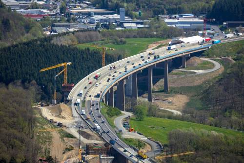Wilnsdorf19049121AutobahnbrueckeA45-volles Nutzungsrecht.JPG