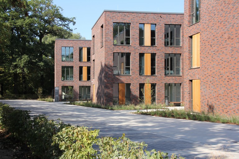 Gemeinschaftshaus_Erlebnis-Zoo Hannover.JPG