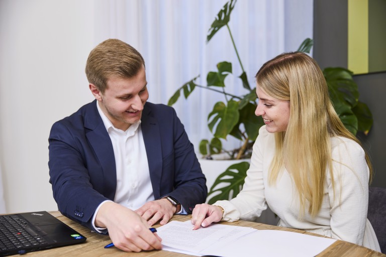 01 Kundenberatung 4.jpg