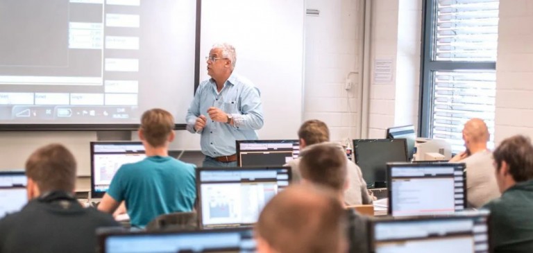 Techniker-Fachschule_Kiel.jpg
