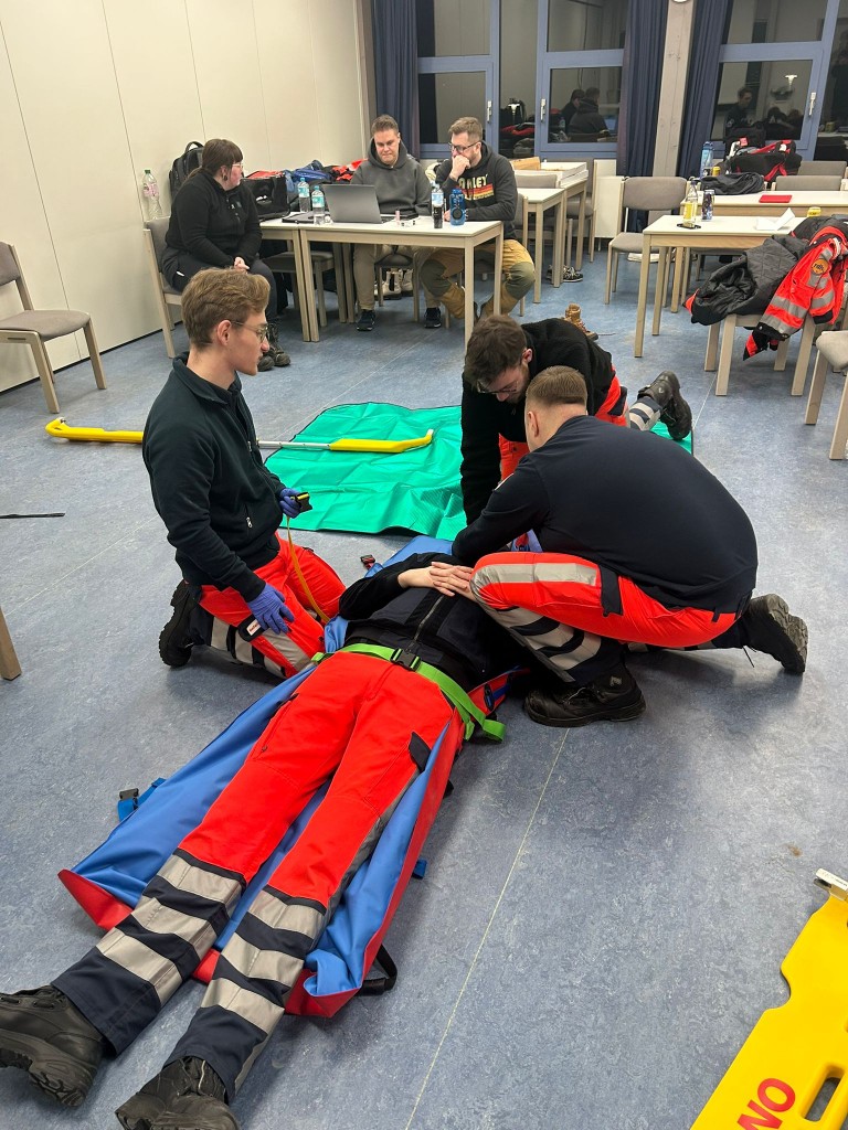 Ausbildung 2.jpg
